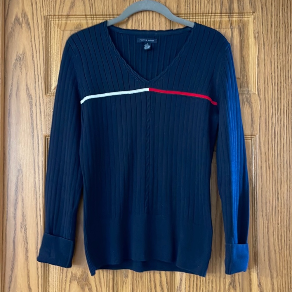 Tommy Hilfiger navy blue sweater, size M